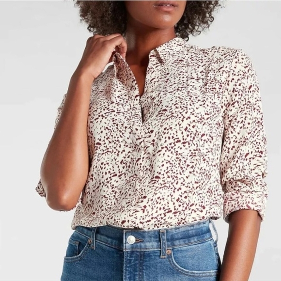 Express Tops - Express Poerofini Women's White and Maroon Patterned Blouse Size L